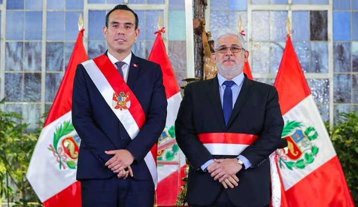 Un ingeniero civil como ministro de Cultura