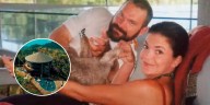 El misterio de John Bender: cómo una pareja multimillonaria se mudó a un paraíso y terminó en una tragedia rodeada de sospechas