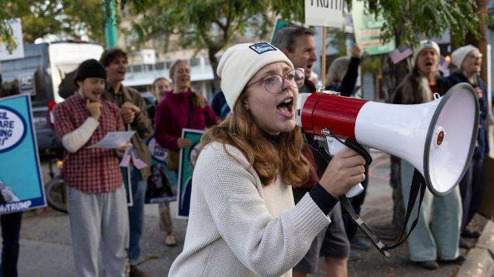 Judge dismisses young climate activists' lawsuit challenging Trump on fossil fuels