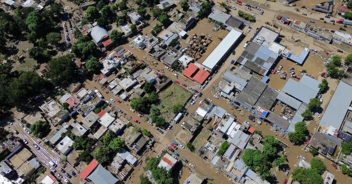 Suman 47 personas muertas por lluvias e inundaciones en cuatro estados