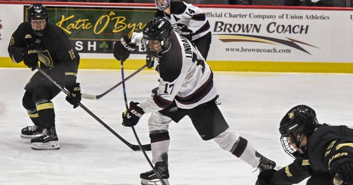 Smith scores again aginst Army West Point as Union men's hockey settles for tie in M&T Bank Center debut