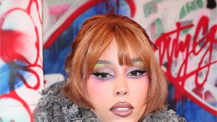 12 colores de sombras de Danna Paola que te inspirarán a maquillarte esta temporada