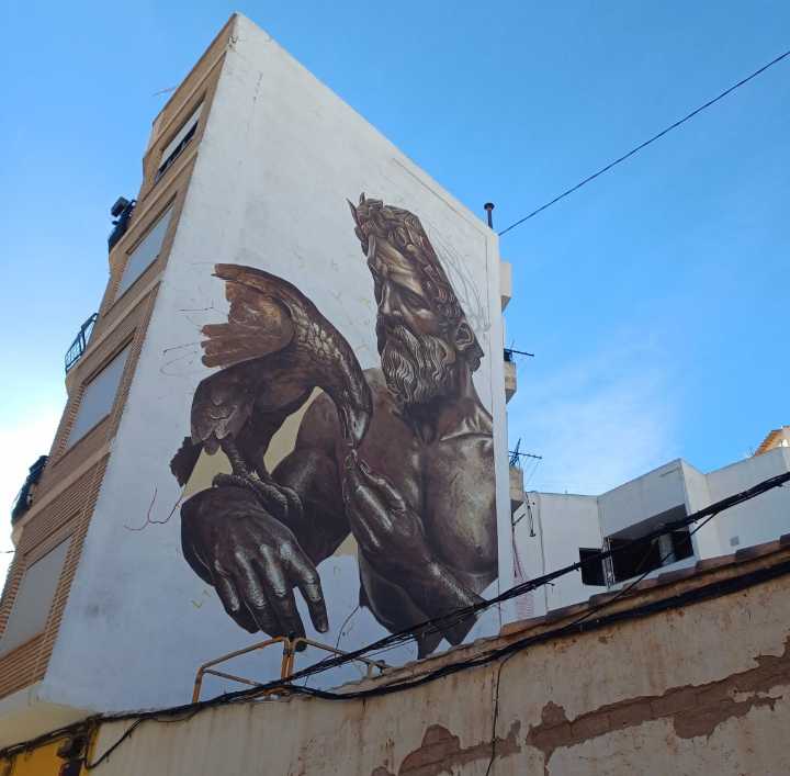 Murcia Plaza Cultura | Tres grandes murales realizados por Kraser, Jotalo y Rocket01 engrandecen la ruta de arte urbano de Alcantarilla