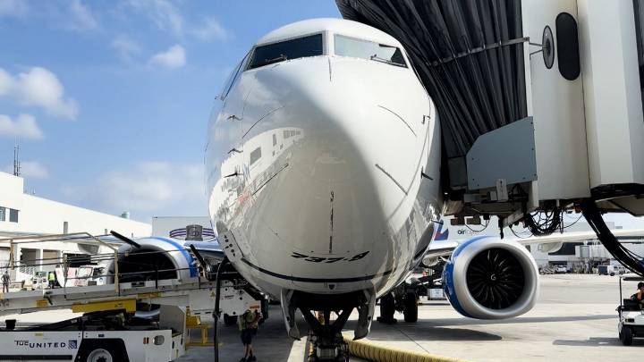Bill in Congress aims to make it easier for pilots to seek mental health help