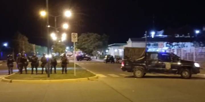 Un incendio en una alcaidía de Salta dejó seis presos internados en terapia intensiva: investigan las causas
