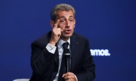 Condenaron a cinco años de prisión al ex presidente francés Sarkozy