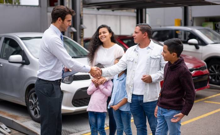 Consejos de fin de año para comprar el vehículo de sus sueños