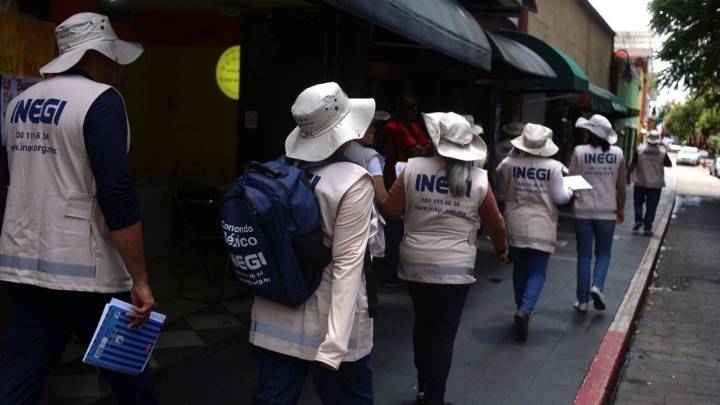 México tuvo un déficit comercial de casi 2.5 mil millones de dólares y aumentaron las exportaciones: Inegi