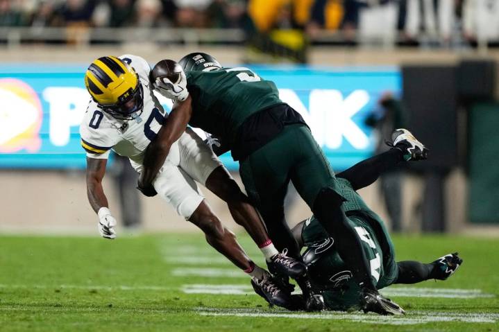 Michigan backs Semaj Morgan through receiver’s struggles: ‘He’s a great player’