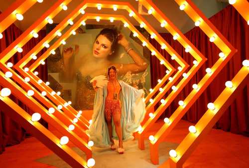 Taylor Swift lanza el disco The Life of a Showgirl