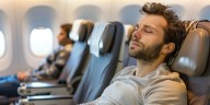 Lo que el avión le hace al cuerpo: la ciencia detrás de los vuelos largos