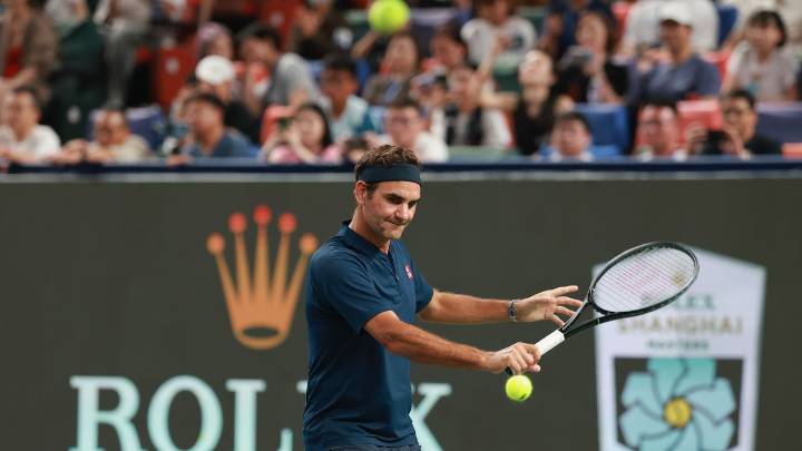 Roger Federer vuelve a las pistas en Shanghái