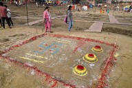 Nepal President Offers ‘Arghya’ at Pashupatinath During Chhath Festival