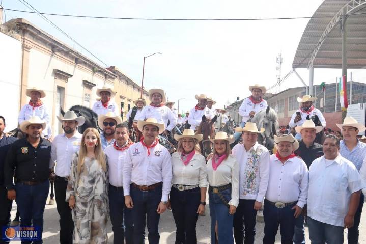 Al grito de ¡Viva Morelos!, inició la Cabalgata Morelos 2025: Graciela Hernández Arreola