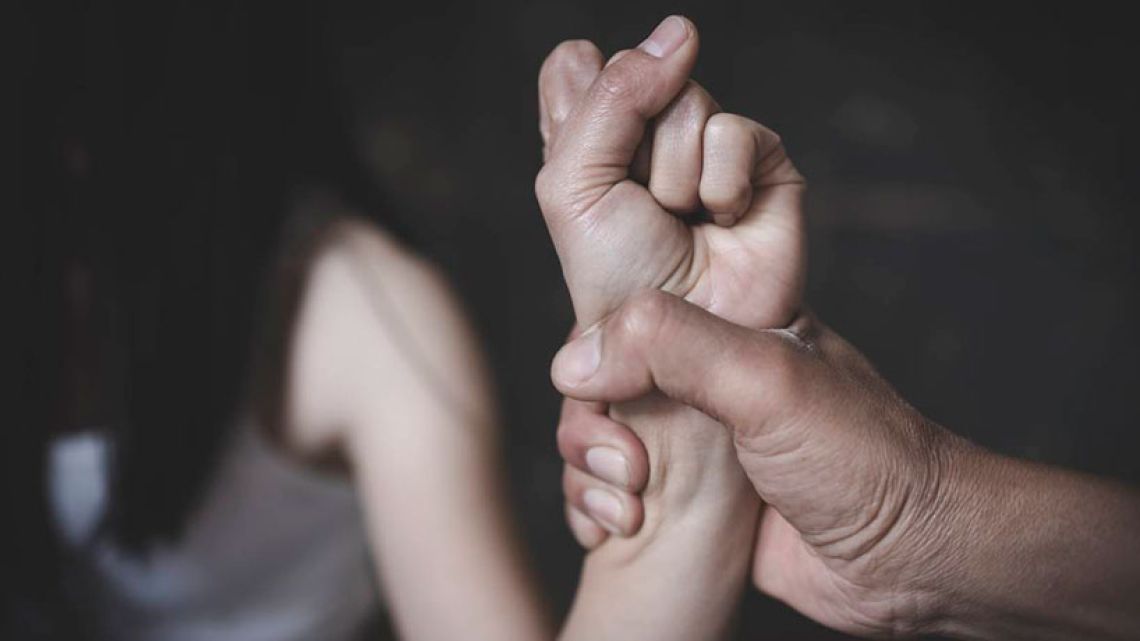 Ministro de Seguridad cordobés admitió que la violencia intrafamiliar es "imposible de prevenir" para la policía