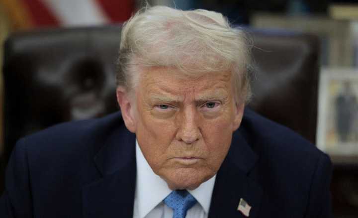 Trump: "Israel debe detener inmediatamente el bombardeo de Gaza"