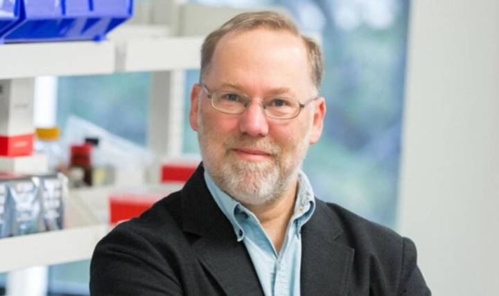 Committee Unable to Contact Nobel Prize Winner Because He’s Too Chill, Had Phone on Airplane Mode