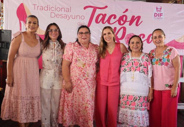 Isla Mujeres se une con fuerza y corazón en el Desayuno del Tacón Rosa 2025