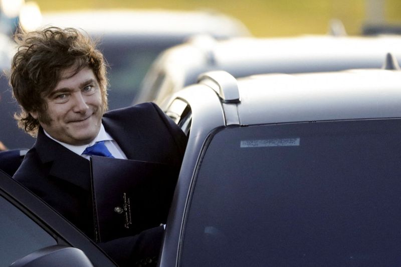 Argentina lower house approves bill curbing presidential decrees