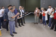 Nueva fábrica textil en Chañar emplea a mujeres jefas de hogar