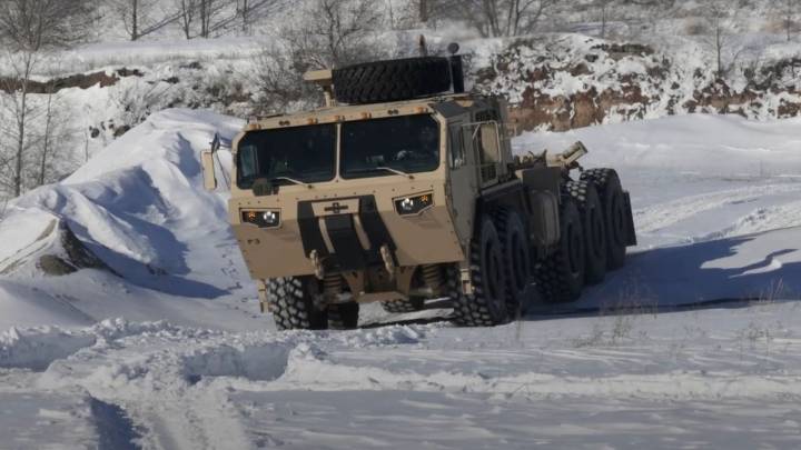 Son autónomos, son fuertes y pueden llevar mucho peso: los nuevos camiones del US Army dan de qué hablar