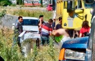 Conducía camión de volteo, se siente mal y muere a la orilla de la Equus