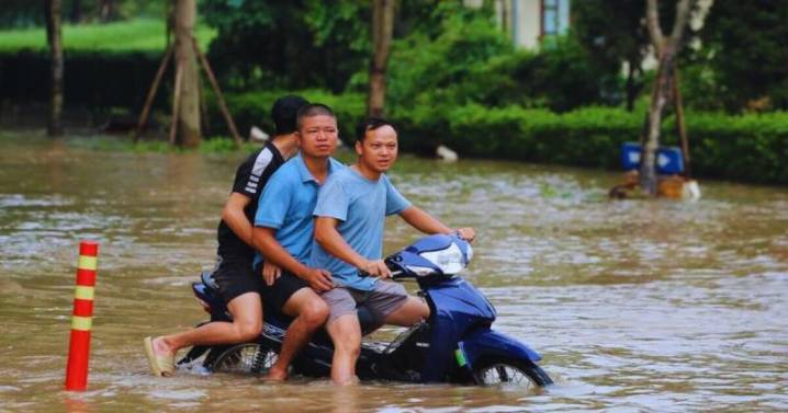 Hanoi Faces Severe Flooding Again as Typhoon Matmo Hits