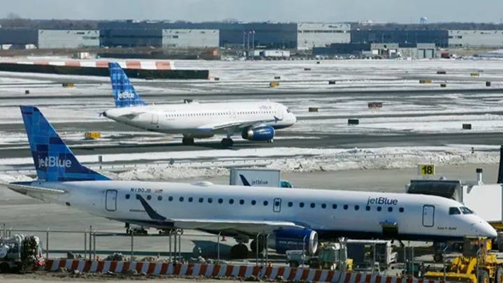 JetBlue flight makes emergency diversion to Tampa after 'flight control issue'