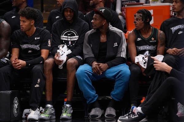 Timberwolves will be without Anthony Edwards for at least a week due to a hamstring strain