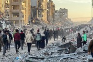 Palestinians Return to Ruins after Guns Fall Silent
