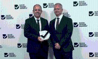 Uniden DashView 40R Wins Good Design Award for Innovation and Safety