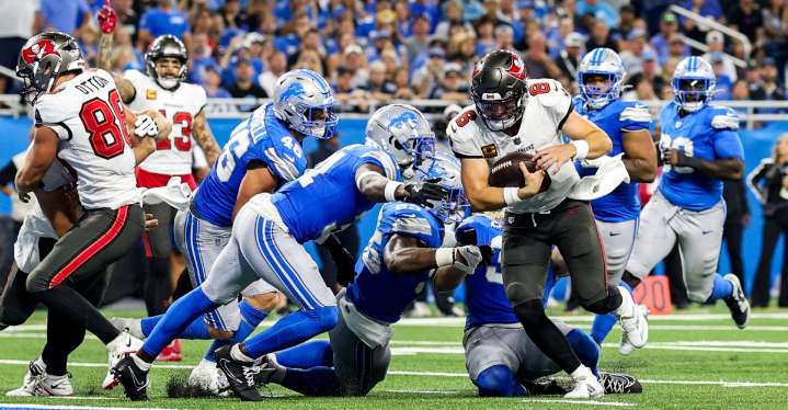 Monday Night Football, Week 7: Bucs-Lions headlines doubleheader