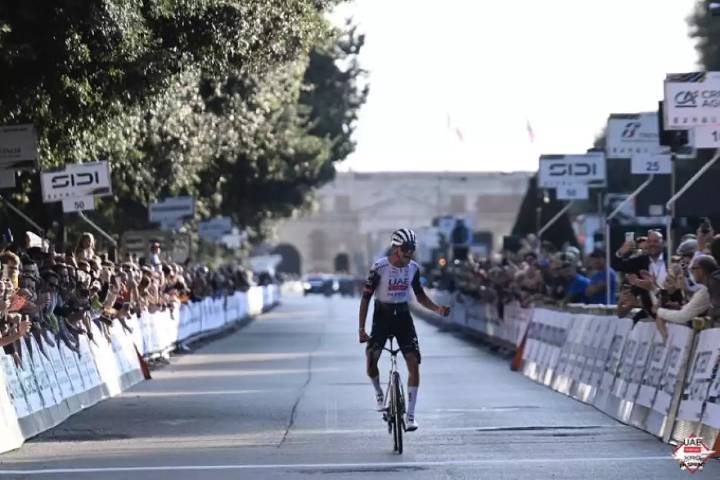 Isaac del Toro gana Giro del Veneto 2025: mexicano logra victoria 16 del año en temporada histórica
