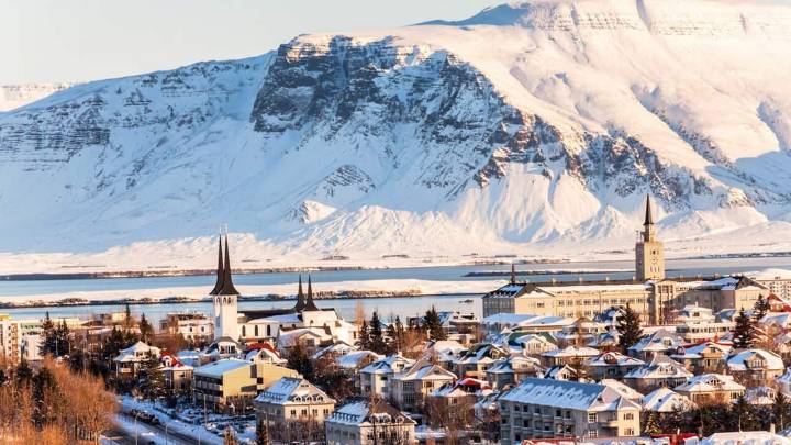 Has Iceland’s cold barrier against mosquitoes cracked?