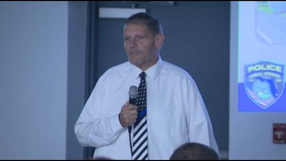 Retired police chief shares lessons learned from Parkland shooting