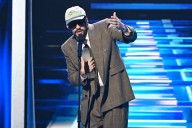 Bad Bunny arrasa en los Latin Billboard y recibe el premio al Artista del Siglo XXI