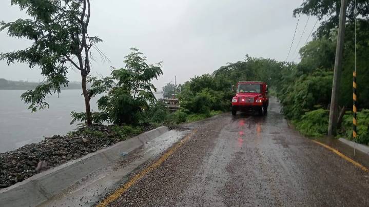 Sin reportes de daños por tormenta tropical “Raymond” en la Costa Michoacana: gobernador