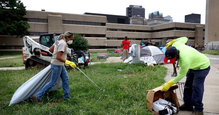 St. Louis may sell downtown park. Buyer wants a parking lot.