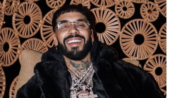 Anuel AA postergó su concierto en Chile para diciembre "por razones de fuerza mayor"