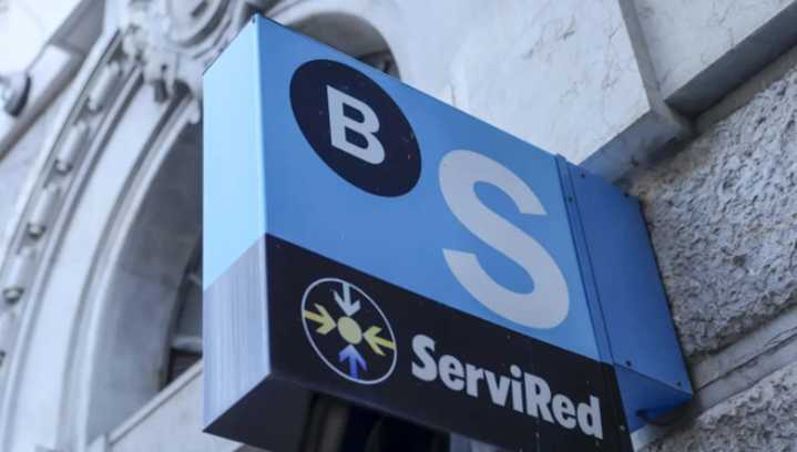 El 97,2% de los clientes accionistas del Sabadell rechaza la opa del BBVA