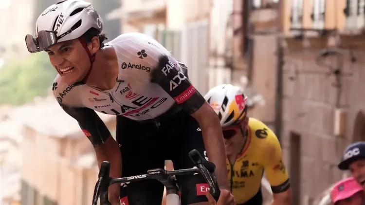 Isaac del Toro: el ciclista mexicano que está rees...