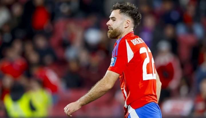 La formación que prepara Chile para enfrentar a Perú en el "Clásico del Pacífico"