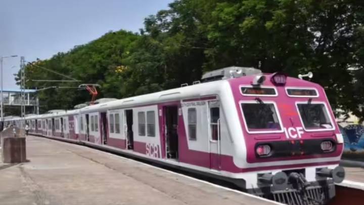 Commuters request to expand MMTS services in Hyderabad