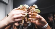 Brasil investiga al menos otras 13 muertes por consumo de alcohol adulterado tras un repunte de casos