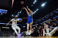 How to watch the Denver Nuggets vs. Golden State Warriors for free tonight