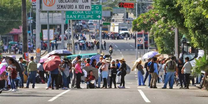 Con bloqueos, piden personal para Nivel de Educación de Pueblos Originarios