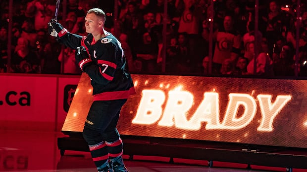 Senators' Tkachuk out 6-8 weeks after right thumb surgery
