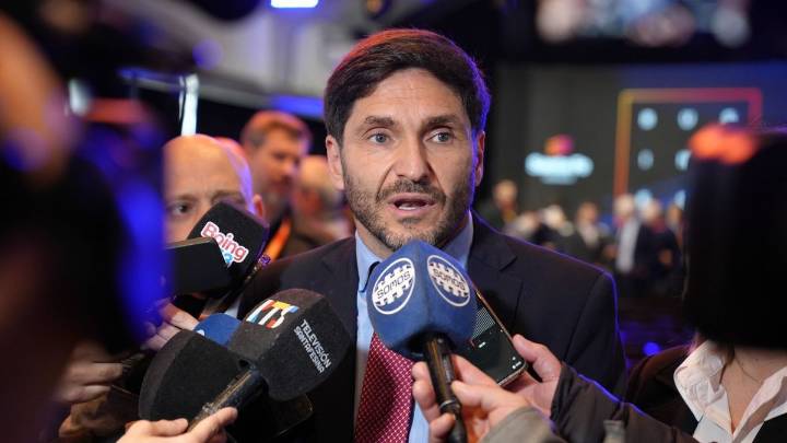 Pullaro acompaña las propuestas legislativas de Milei con un "pero" en la reforma laboral