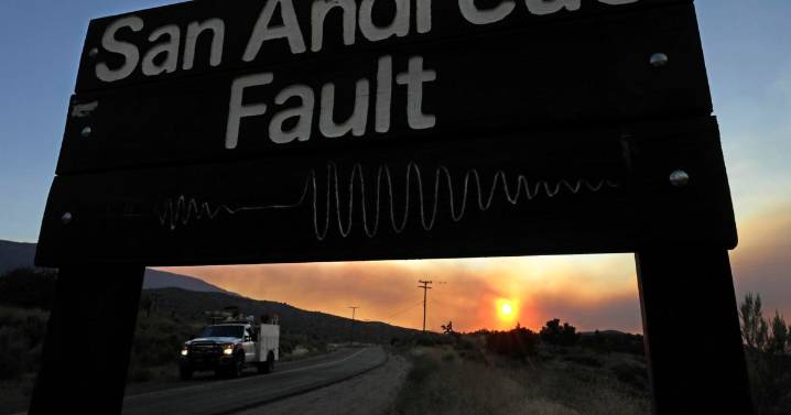 San Andreas, Cascadia faults could combine to produce back-to-back earthquake disasters, new research suggests