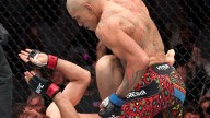 Alex Pereira saca pecho tras recuperar el cinturón: "Si vieras mis heridas ahora..."